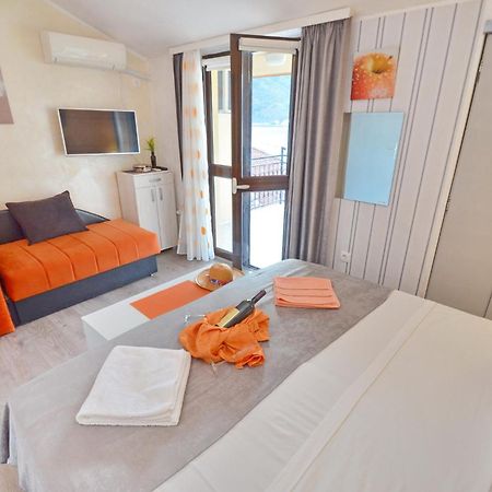 Apartment The Sea Coast Kotor Exteriör bild