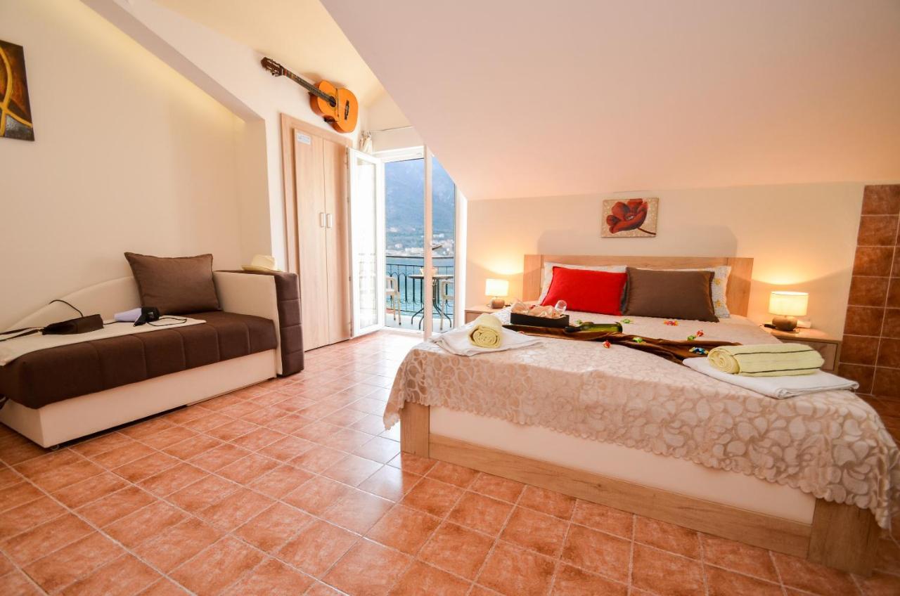 Apartment The Sea Coast Kotor Exteriör bild