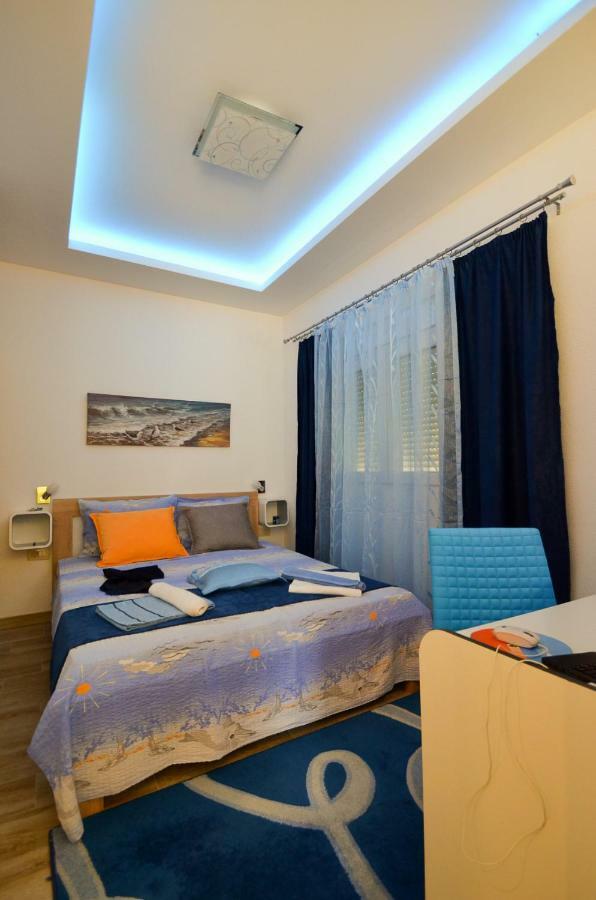 Apartment The Sea Coast Kotor Exteriör bild